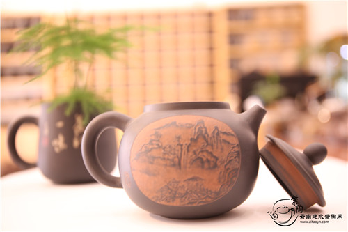 云南陶瓷可分为四个类型